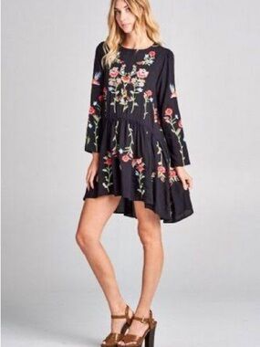 Philosophy NWT Blue Long-Sleeve Embroidered Floral Dress